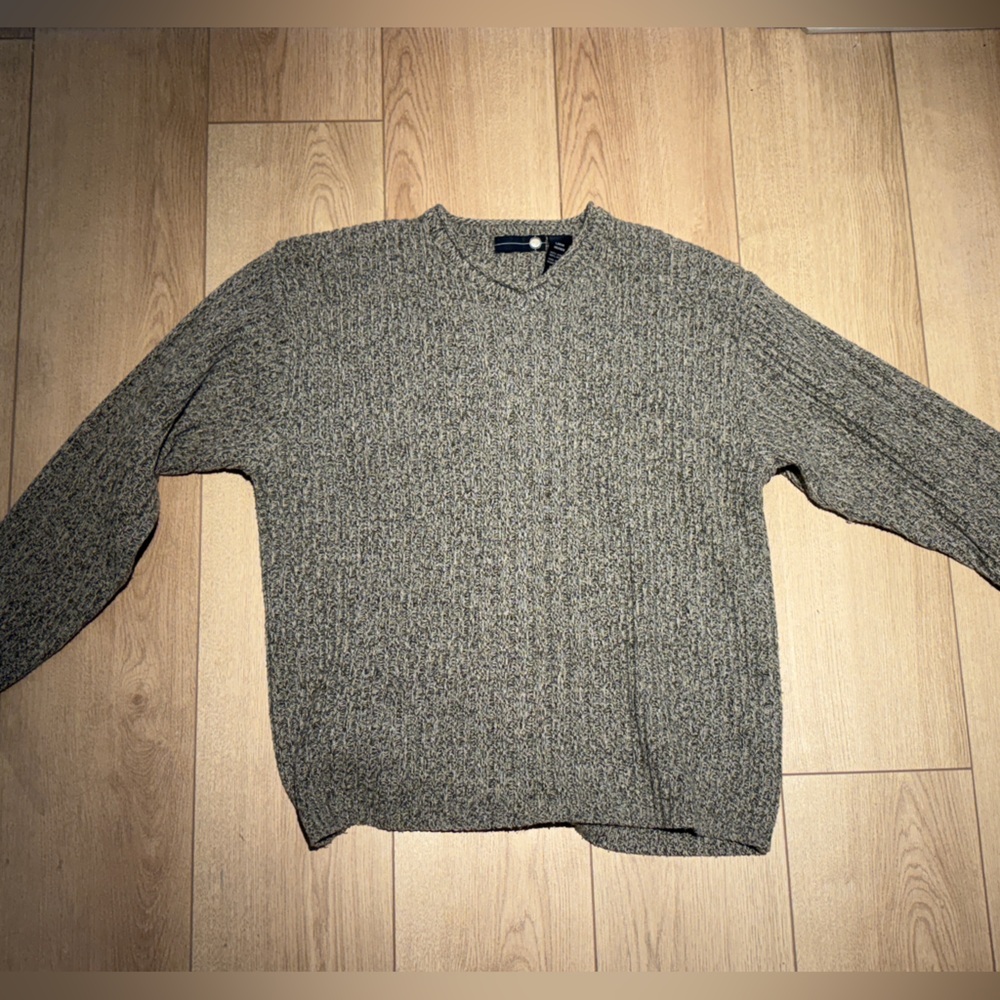 Gray XG V-Neck Knit Ribbed Sweater